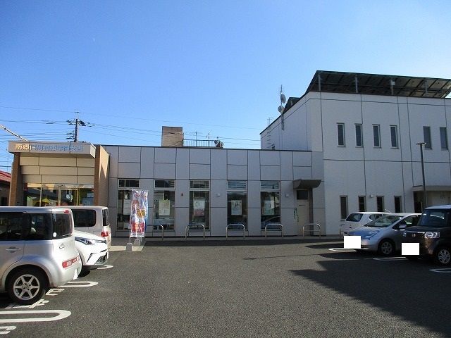 近くの南郷信用金庫串間支店まで550m（徒歩7分）