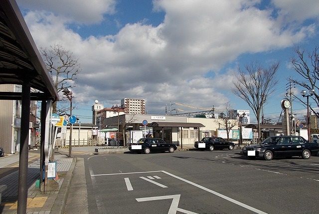 近くの駅まで800m（徒歩10分）