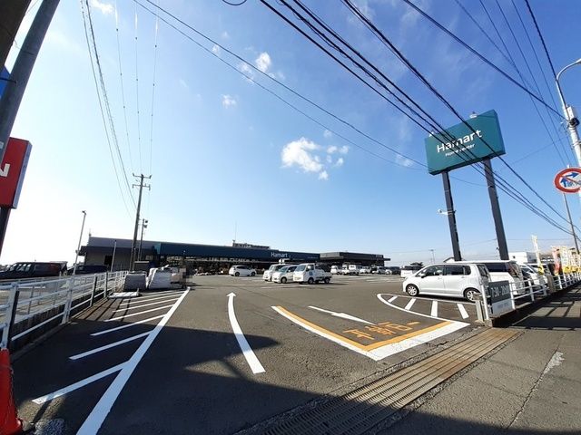 近くのハマート野市店まで950m(徒歩12分)