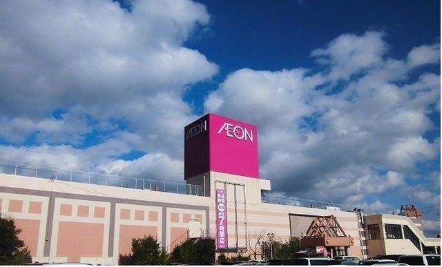 近くのパルショッピングセンターまで700m（徒歩9分）