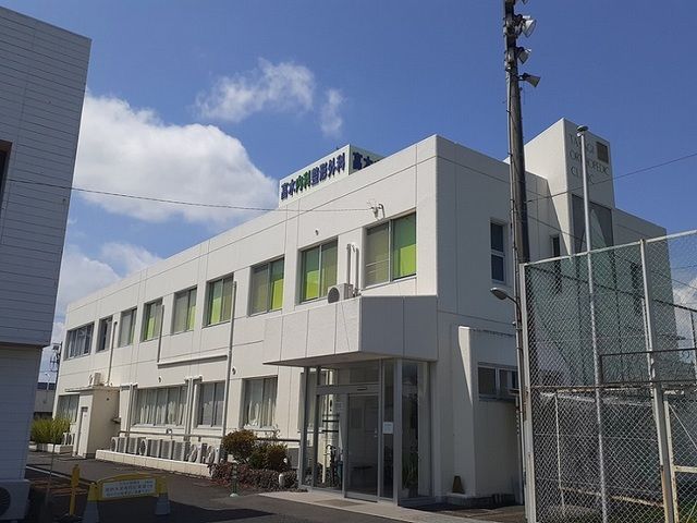 近くの高木内科整形外科医院まで400m（徒歩5分）