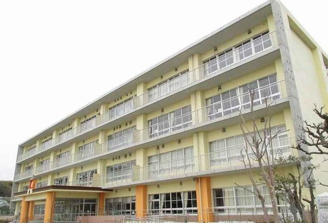 近くの小学校まで1,200m（徒歩15分）