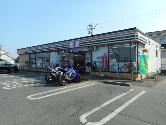 近くのセブンイレブン常総馬場店まで1,600m（徒歩20分）