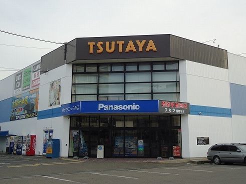 近くのTSUTAYA 西尾寄住店まで1,200m(徒歩15分)