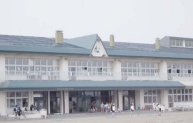 近くの南城小学校まで1,500m（徒歩19分）