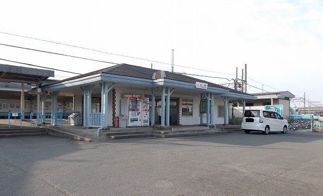 近くの駅まで500m（徒歩7分）