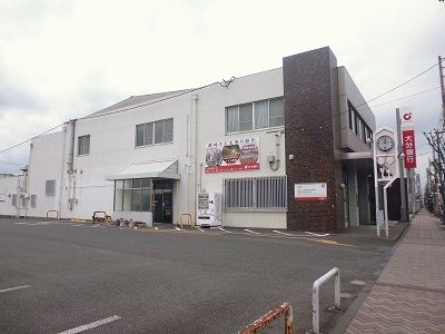 近くの大分銀行鶴崎支店まで300m(徒歩4分)