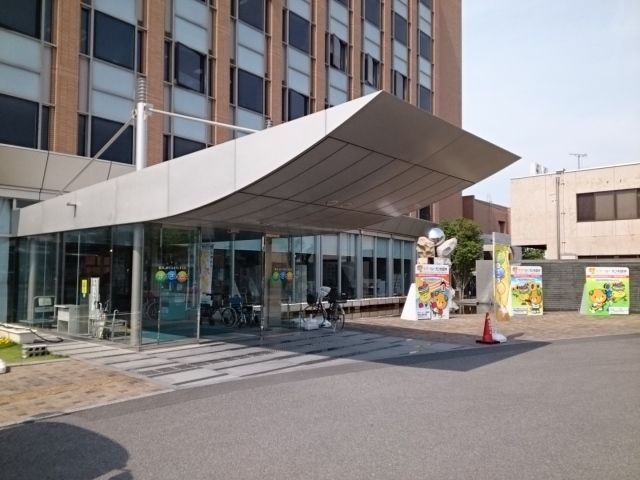近くの松前町役場様まで700m(徒歩9分)