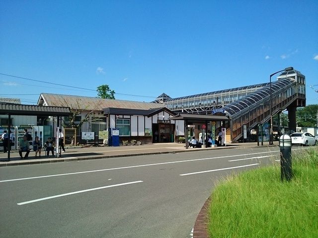 近くのJR愛子駅まで950m(徒歩12分)