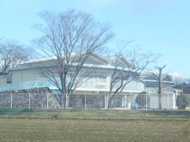 近くの市立穂積幼稚園まで200m（徒歩3分）