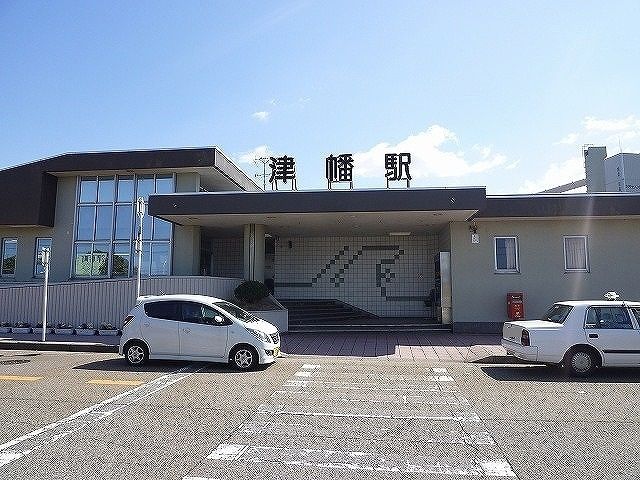 近くのJR津幡駅まで1,300m(徒歩17分)