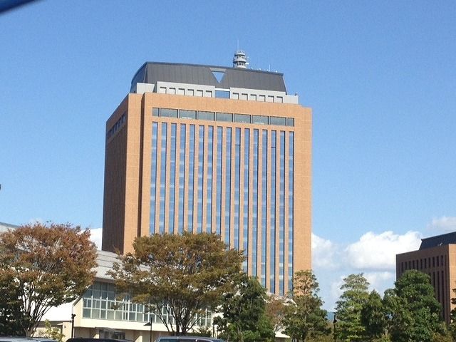 近くの石川県庁まで1,100m(徒歩14分)