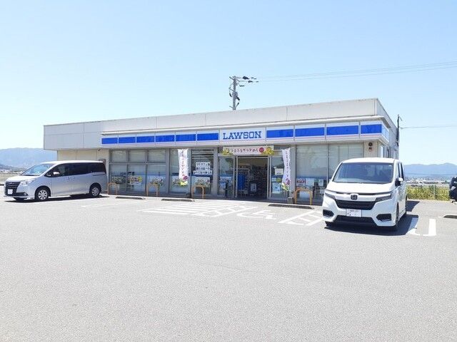 近くのローソン福岡元岡店まで150m（徒歩2分）