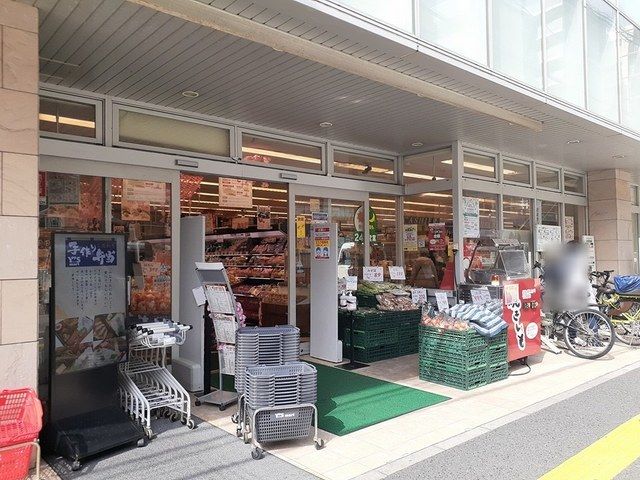 近くのワイズマート浦安本店まで210m(徒歩3分)