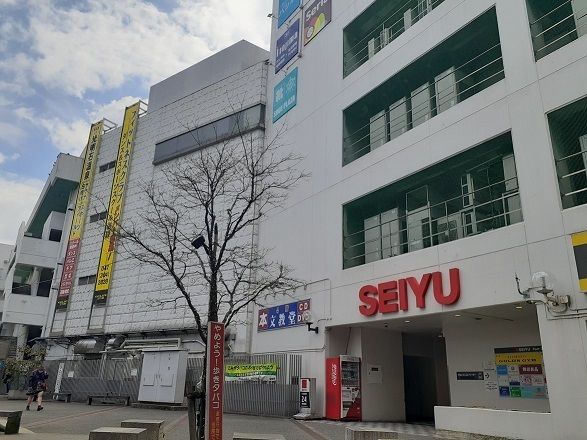 近くの西友浦安店まで350m(徒歩5分)