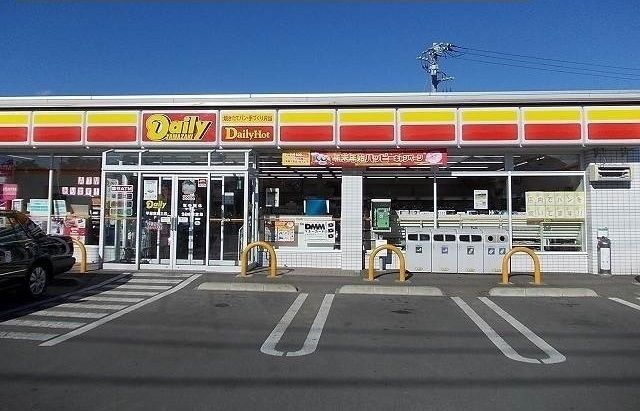 近くのデイリーヤマザキまで500m(徒歩7分)