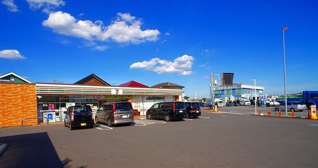 近くのセブンイレブン狭山市狭山まで350m(徒歩5分)