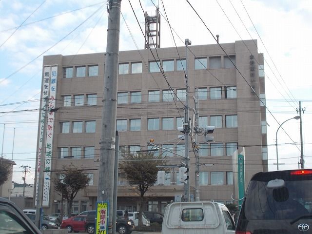 近くの金沢東警察署まで350m（徒歩5分）