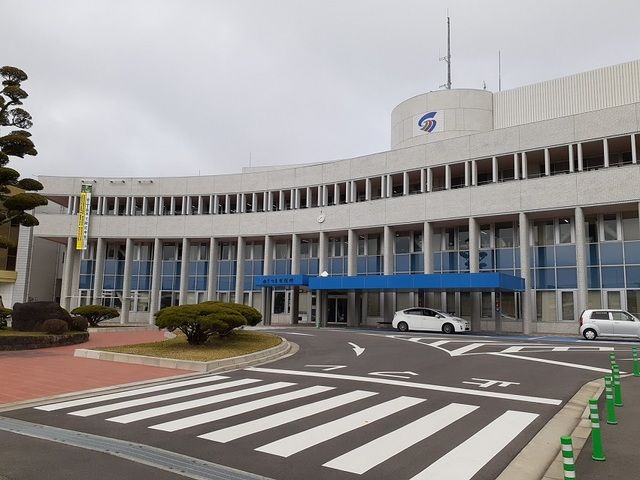 近くの南さつま市役所まで1,500m（徒歩19分）