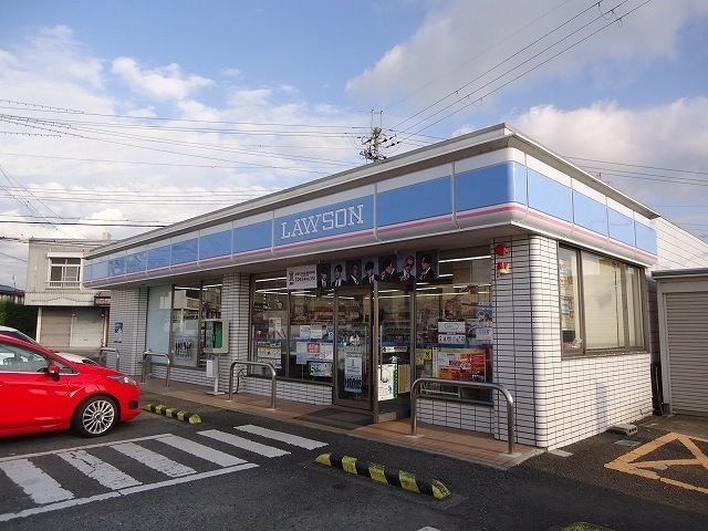 近くのローソン岩出川尻店様まで350m(徒歩5分)
