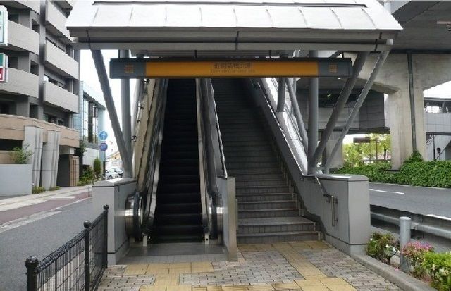 近くの駅まで180m（徒歩3分）