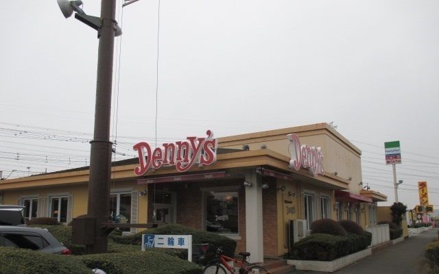 近くの小室の茶屋まで745m（徒歩10分）