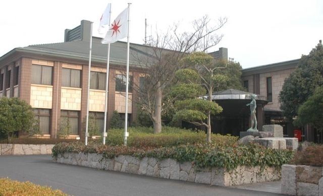 近くの米子市役所淀江支所まで2,500m（徒歩32分）