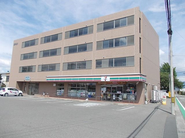 近くのセブンイレブン 伊那狐島店まで500m(徒歩7分)