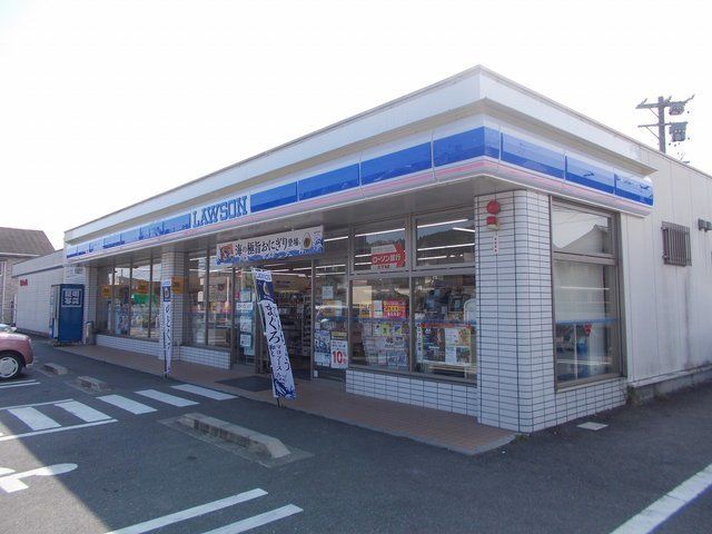 近くのローソン 名張松崎町店様まで500m(徒歩7分)