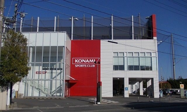 近くのコナミスポーツクラブ鈴鹿まで1,200m（徒歩15分）
