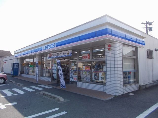 近くのコンビニまで95m（徒歩2分）