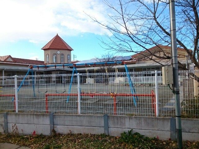 近くの安中市立原市保育園まで950m（徒歩12分）