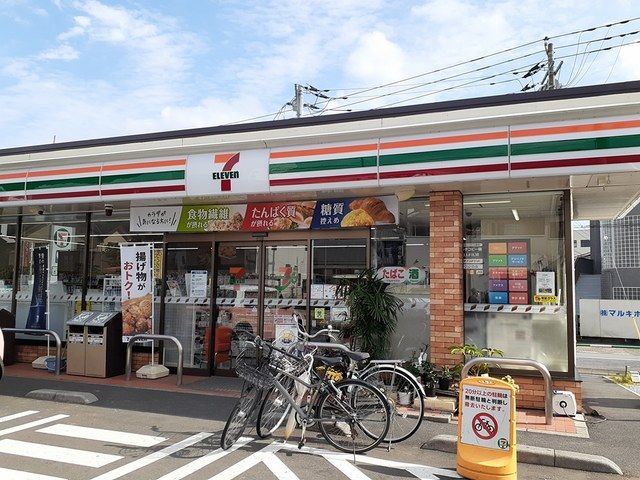 近くのセブンイレブン 川口東本郷店まで528m（徒歩7分）