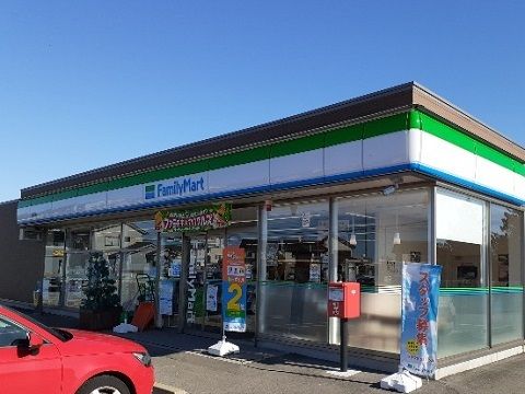 近くのファミリーマート水橋的場店まで1,300m(徒歩17分)