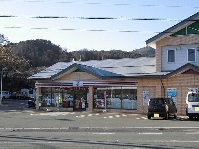 近くのセブンイレブンまで210m（徒歩3分）