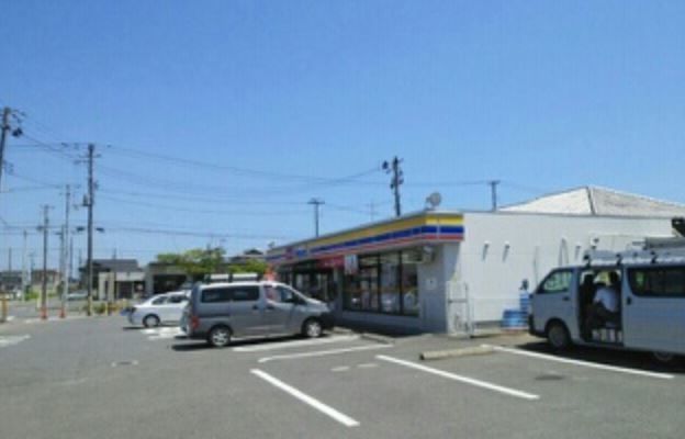 近くのミニストップ　いわき泉町店まで400m（徒歩5分）
