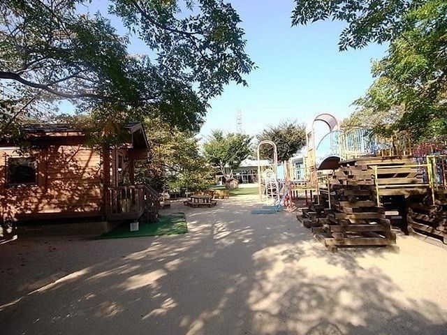 近くの幼稚園・保育園まで1,100m（徒歩14分）