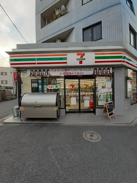 近くのセブンイレブン 世田谷下北沢店まで140m（徒歩2分）