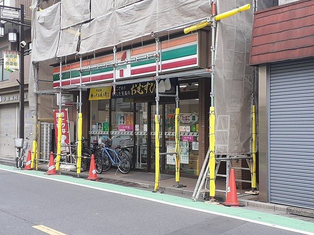 近くのセブンイレブンまで178m(徒歩3分)