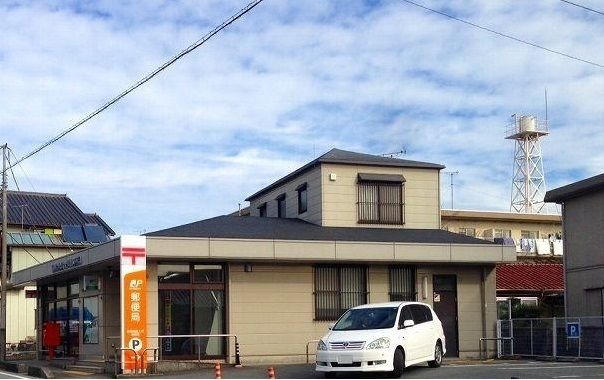 近くの御殿場富士岡郵便局まで750m（徒歩10分）