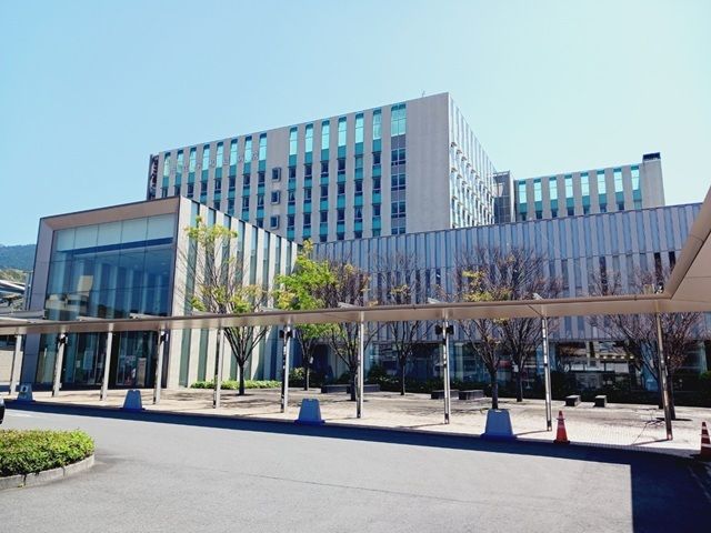 近くの市立宇和島病院様まで1,900m(徒歩24分)