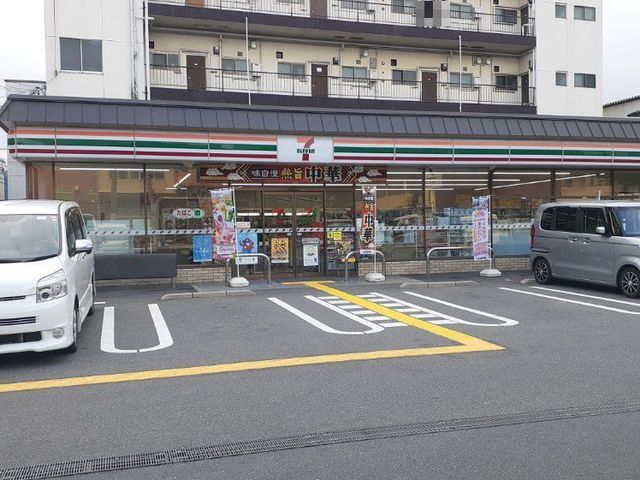 近くのセブンイレブン 京都中久世4丁まで88m（徒歩2分）