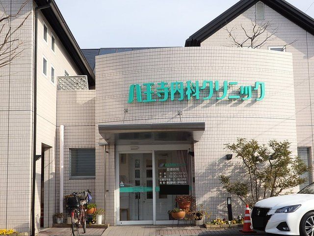 近くの病院まで450m（徒歩6分）