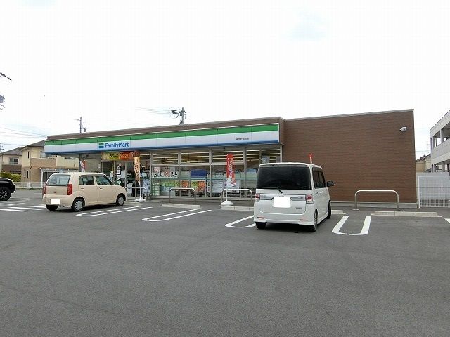 近くのファミリーマート 神戸町井田店まで1,000m（徒歩13分）