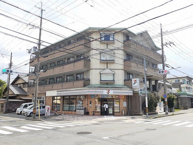 近くのセブンイレブン 京都西賀茂店まで550m(徒歩7分)