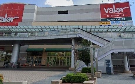 近くのバローまで900m（徒歩12分）