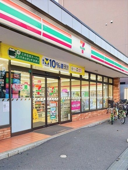 近くのセブンイレブン豊島高松３丁目店まで111m（徒歩2分）