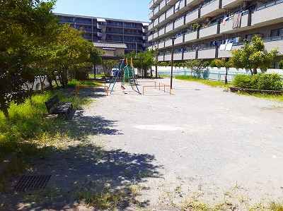 近くの幕張町4丁目北第2公園まで20m(徒歩1分)