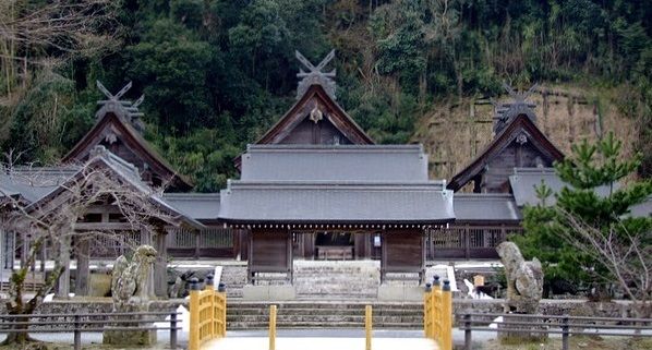 近くの佐太神社まで1,500m(徒歩19分)