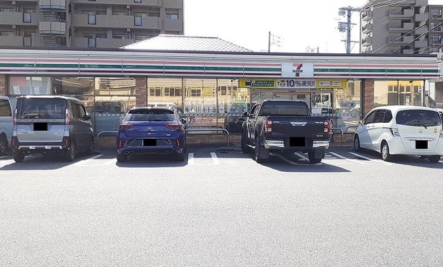 近くのドンキ・ホーテまで2,000m（徒歩25分）